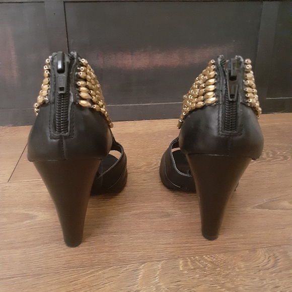 Carlos Santana Heels - Picture 4 of 5